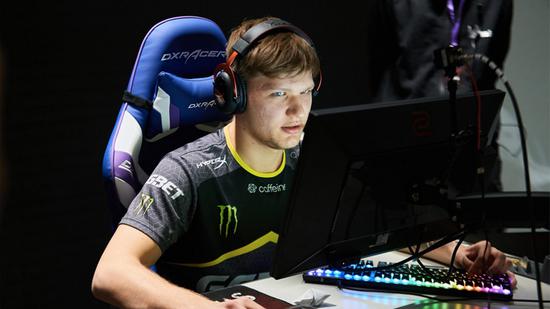 B8 在 StarLadder Budapest Major 2025 第一阶段的揭幕战中输给了 M80