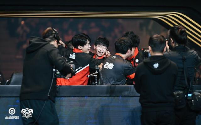 Gen.G Esports 不给 DFM 留下任何机会，而 ZETA DIVISION 又输掉了一场比赛 — VCT 2025： 太平洋阶段 1